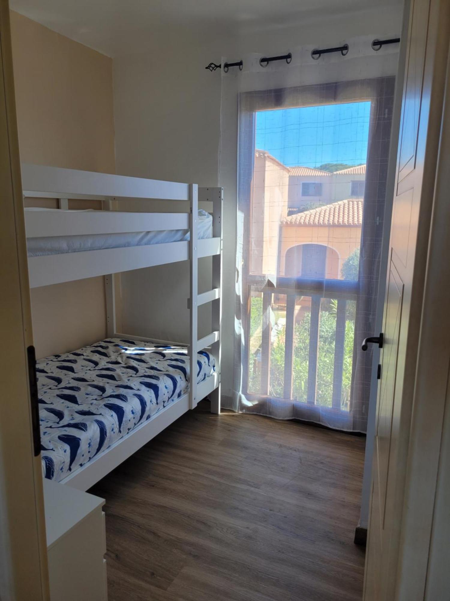 Apartamento Surf House Mirice Vignola Mare Exterior foto